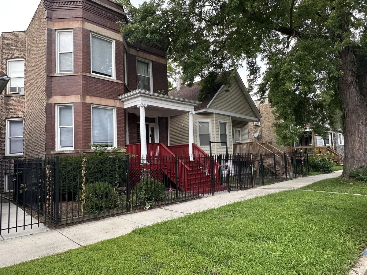 7422 S Blackstone AVE, Chicago, IL 60619
