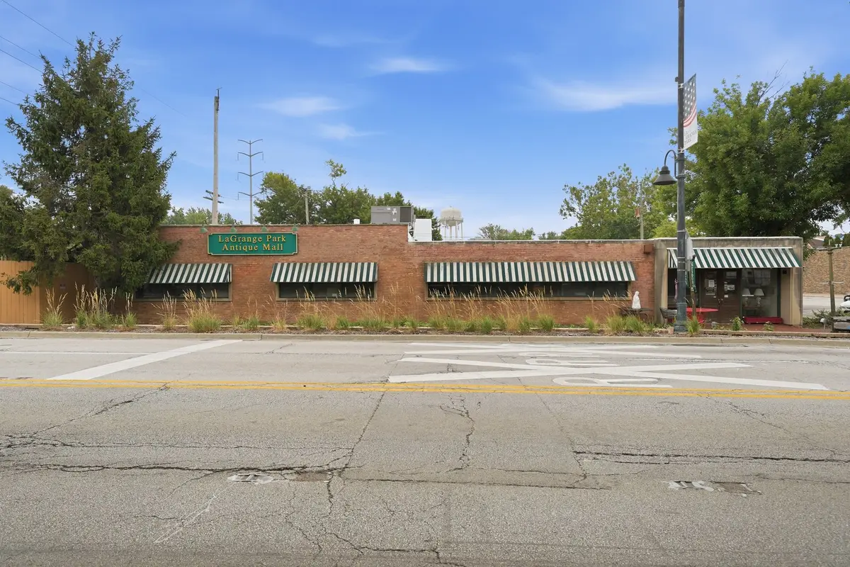 800 E 31st ST, La Grange Park, IL 60526