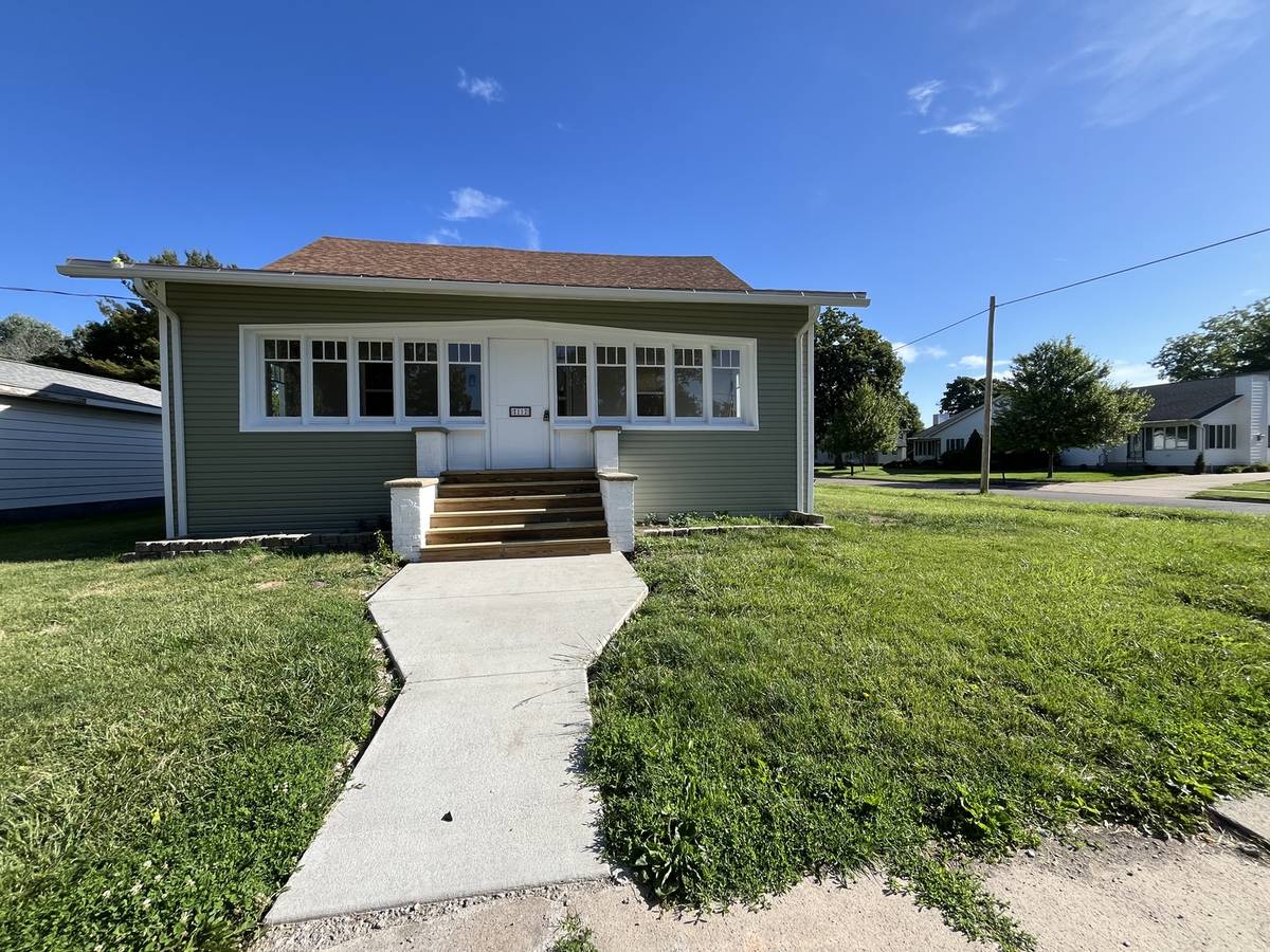 112 E South ST, Granville, IL 61326