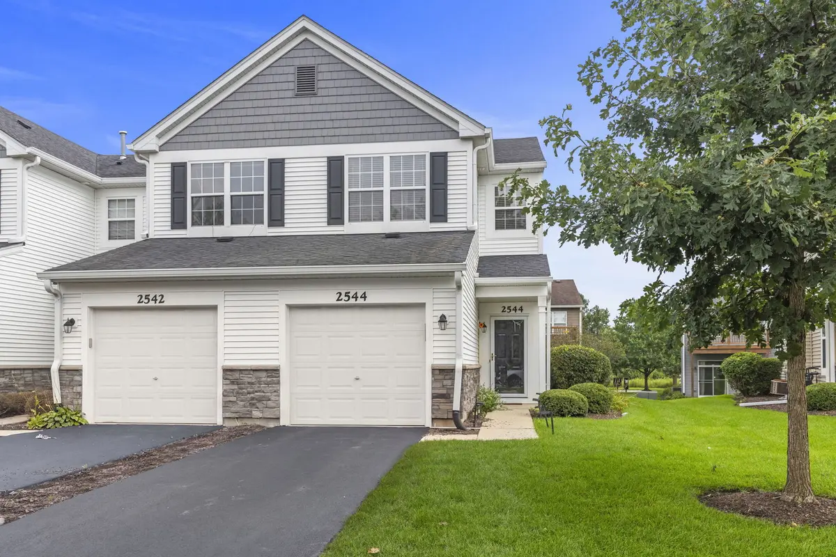 2544 Golf Ridge CIR #0, Naperville, IL 60563