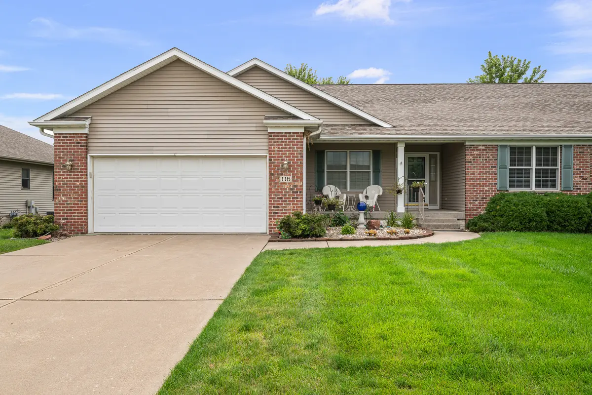 116 S BLANCHE DR #0, Eldridge, IA 52748