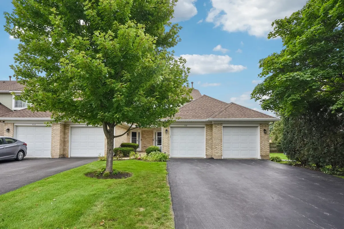 418 Lakeview CIR, Bolingbrook, IL 60440