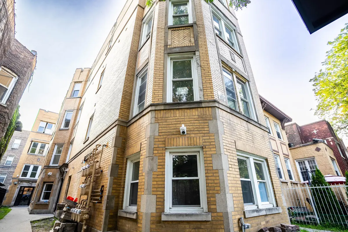 7948 S Evans AVE #2F, Chicago, IL 60619