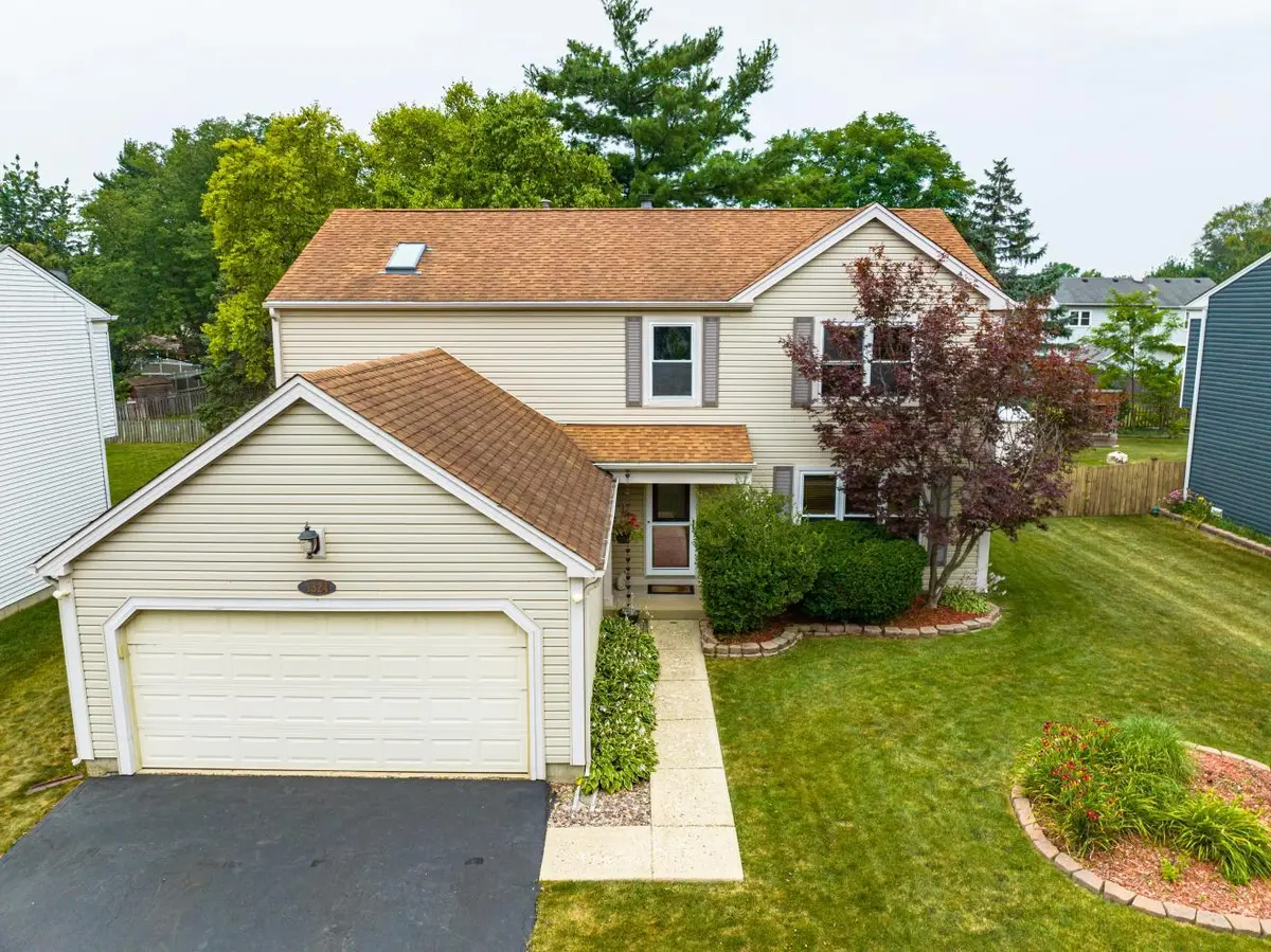1324 Nantucket CT, Carol Stream, IL 60188