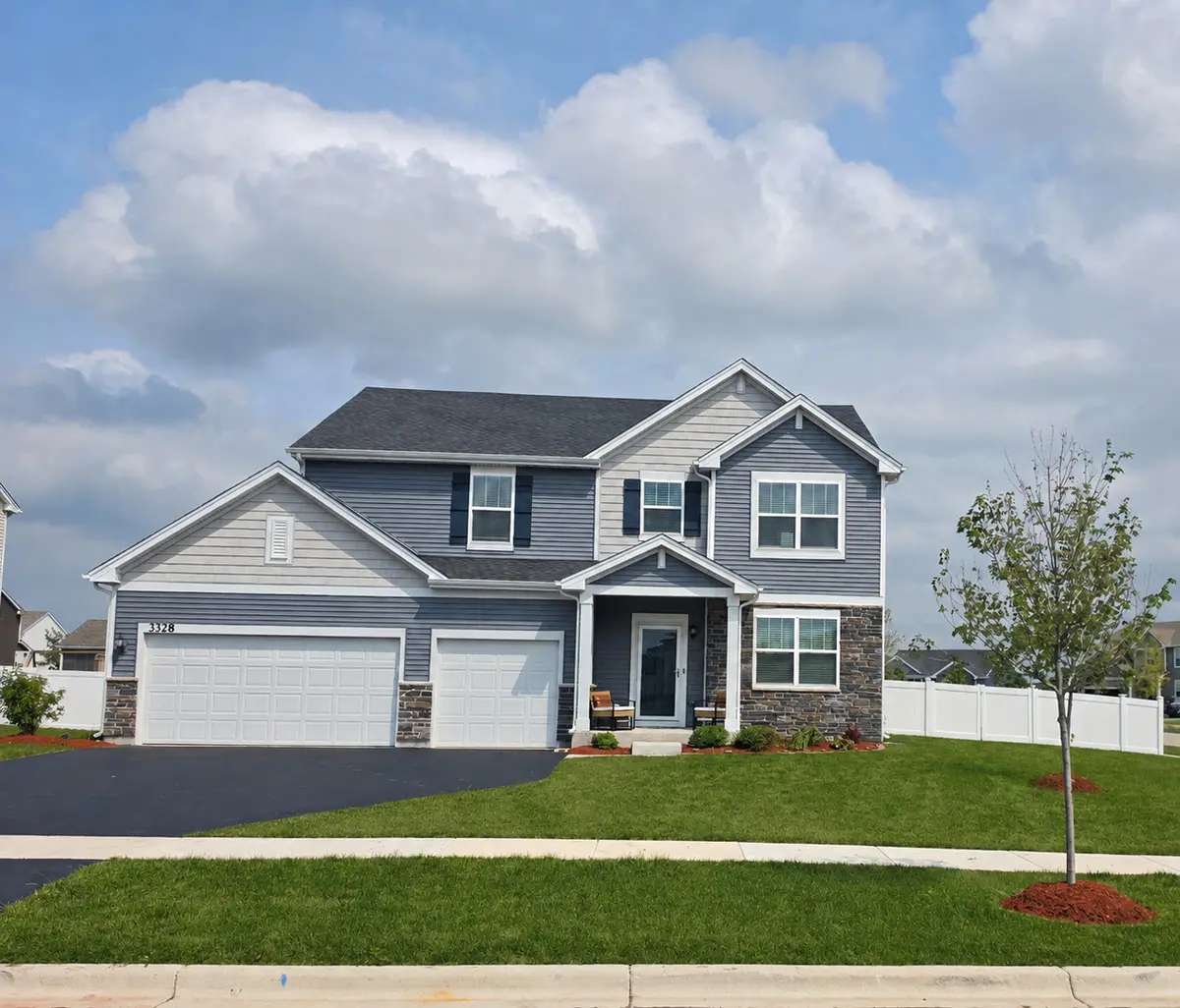 3328 Gabriel DR, Yorkville, IL 60560