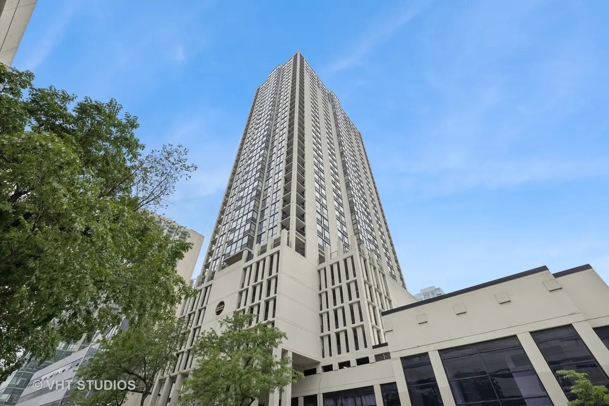 1122 N CLARK ST #3301-10, Chicago, IL 60610