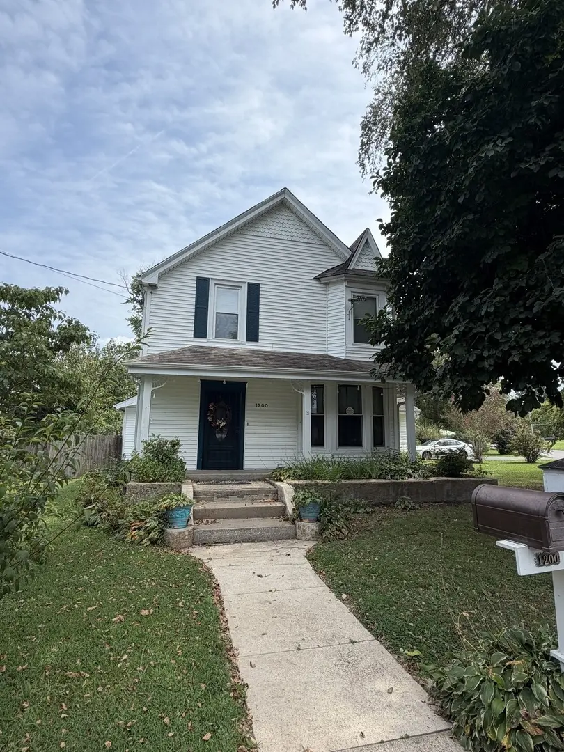 1200 Market ST, Metropolis, IL 62960