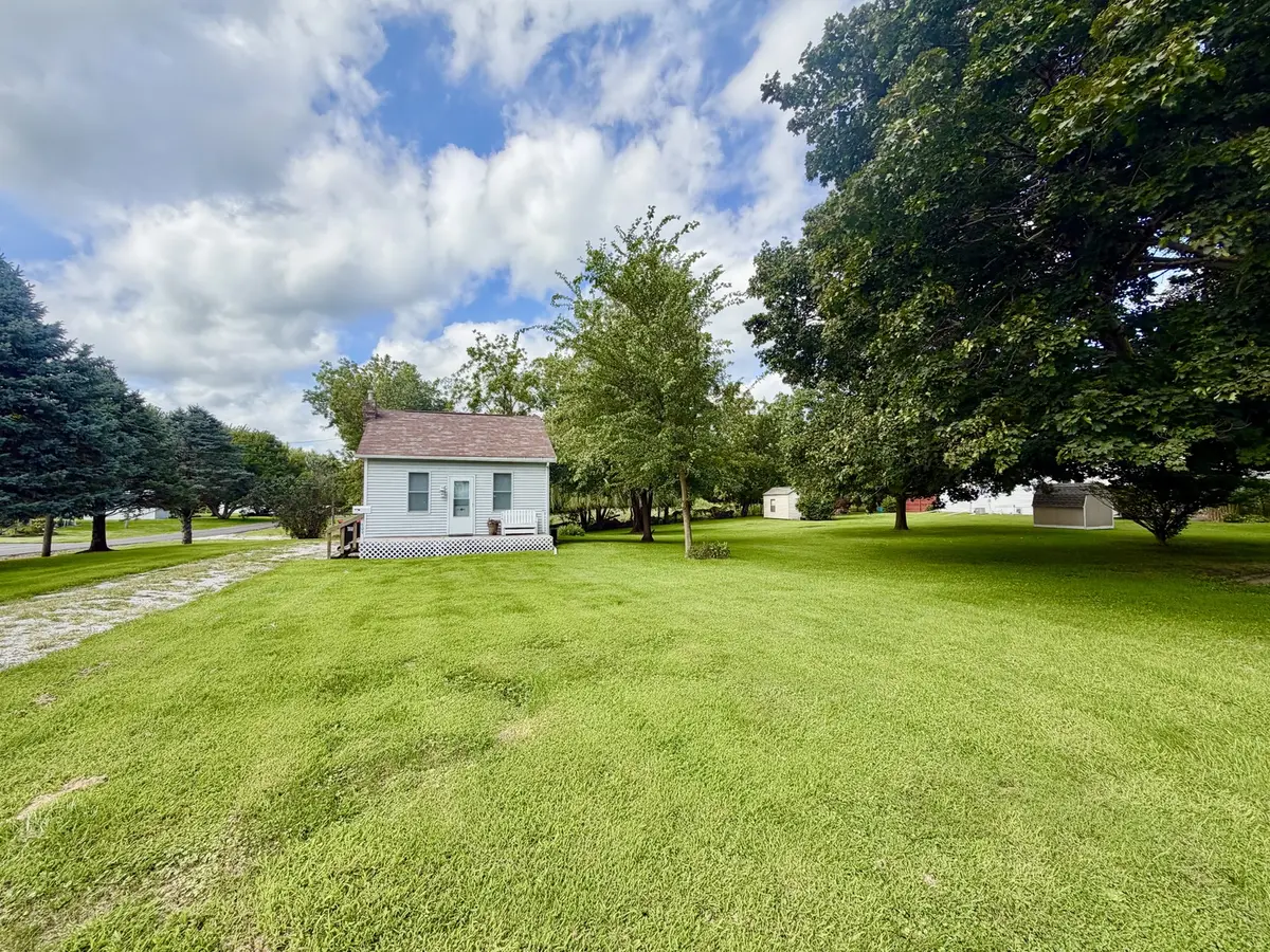 609 NW 6th ST, Aledo, IL 61231