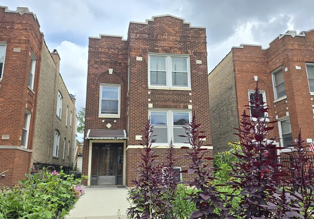 3337 N Springfield AVE #1, Chicago, IL 60618