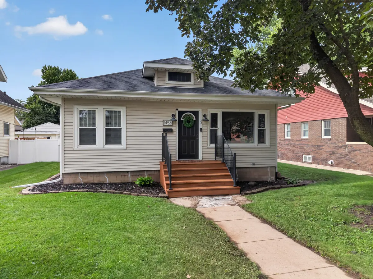 1456 Birchlawn PL, Ottawa, IL 61350