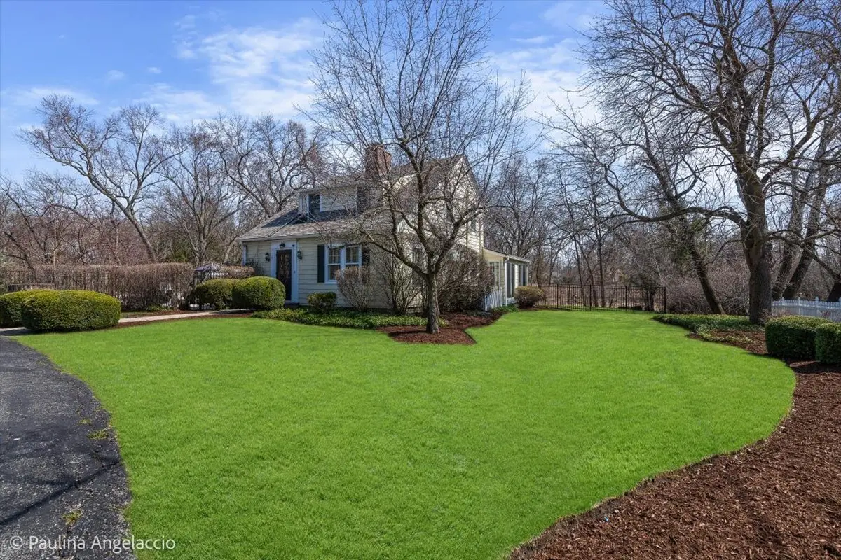 26048 W Cuba RD, Barrington, IL 60010