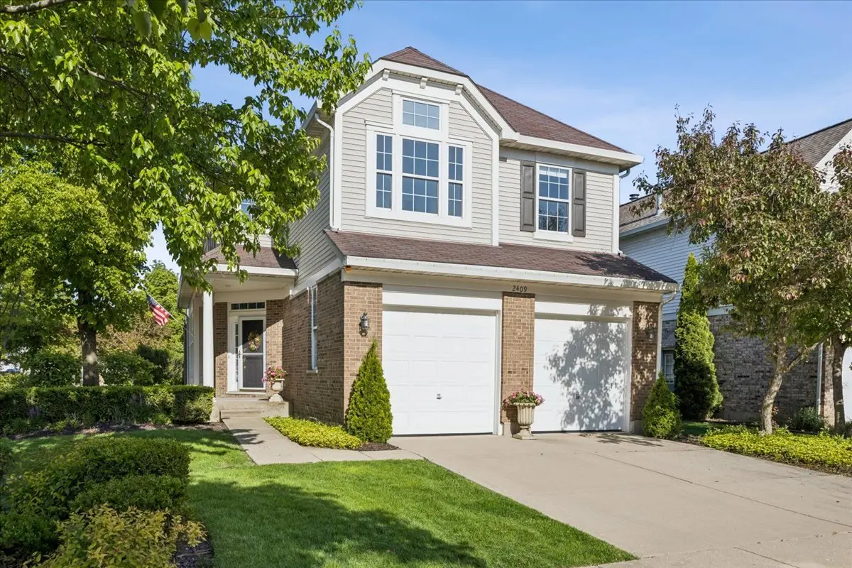 2409 Meadowbrook LN, Westchester, IL 60154
