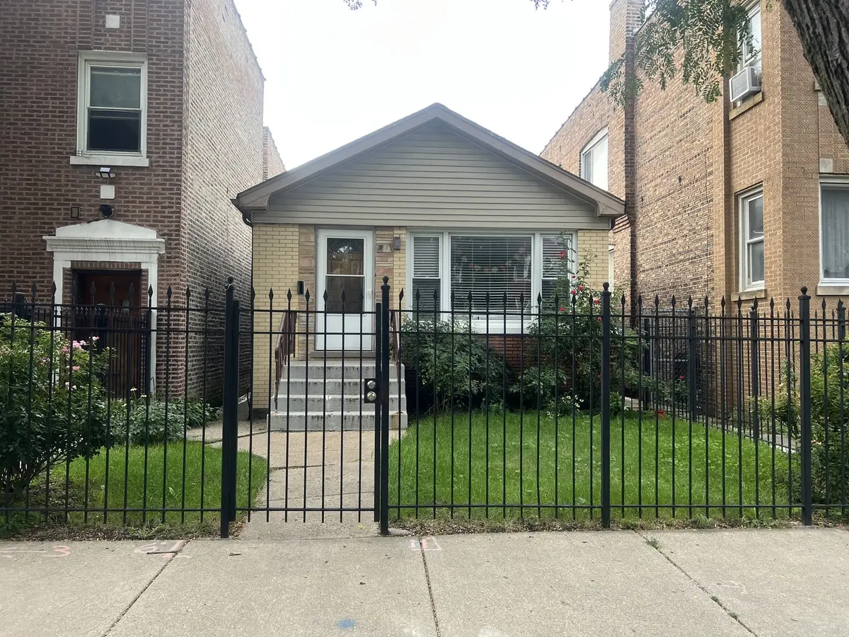 1504 N Kolin AVE, Chicago, IL 60651