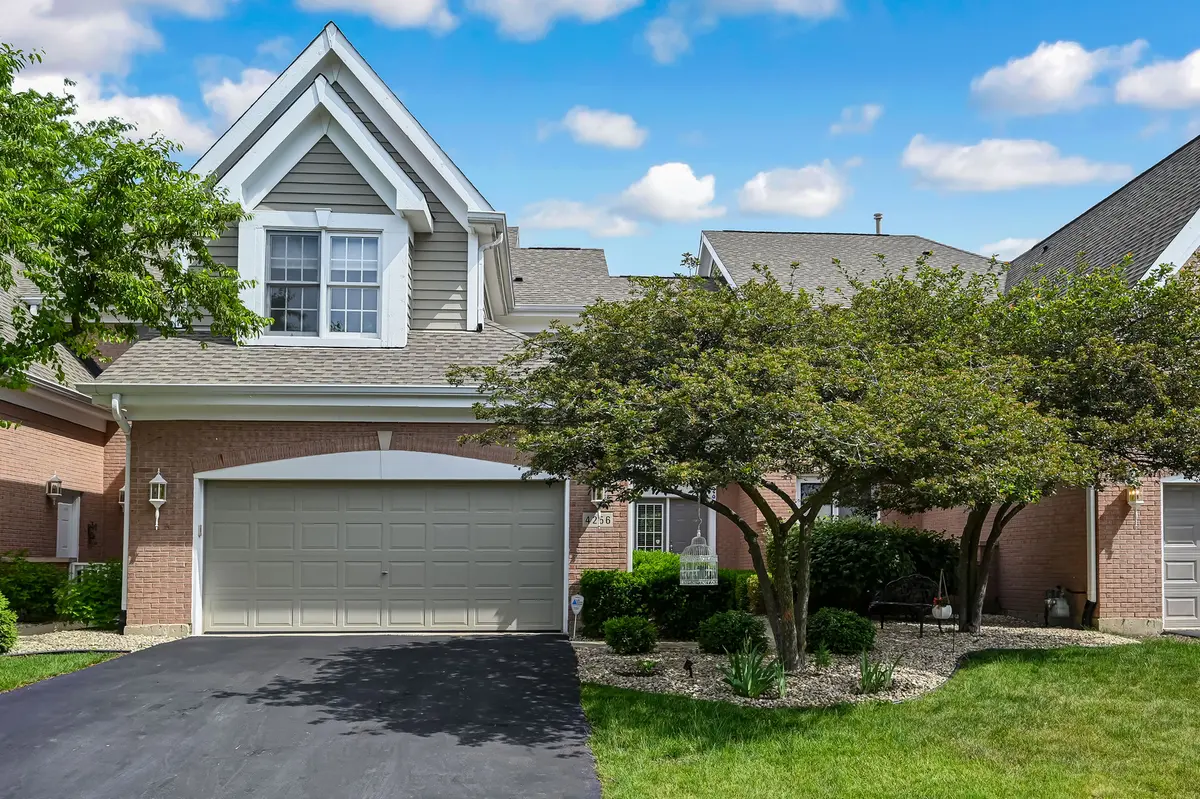 4256 Stableford LN, Naperville, IL 60564