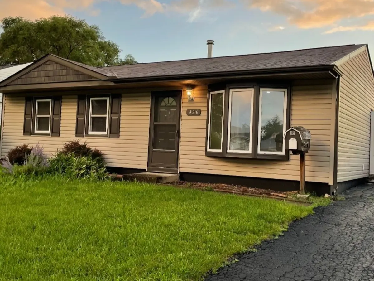 420 Garland AVE, Romeoville, IL 60446
