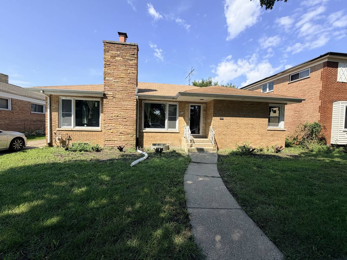 9716 S Prairie AVE, Chicago, IL 60628