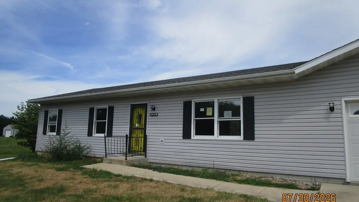 11915 238th ST, Illinois City, IL 61259