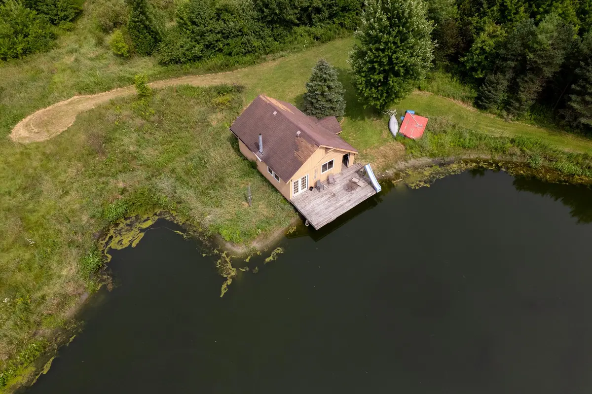 00 Burr Oak RD, Capron, IL 61012