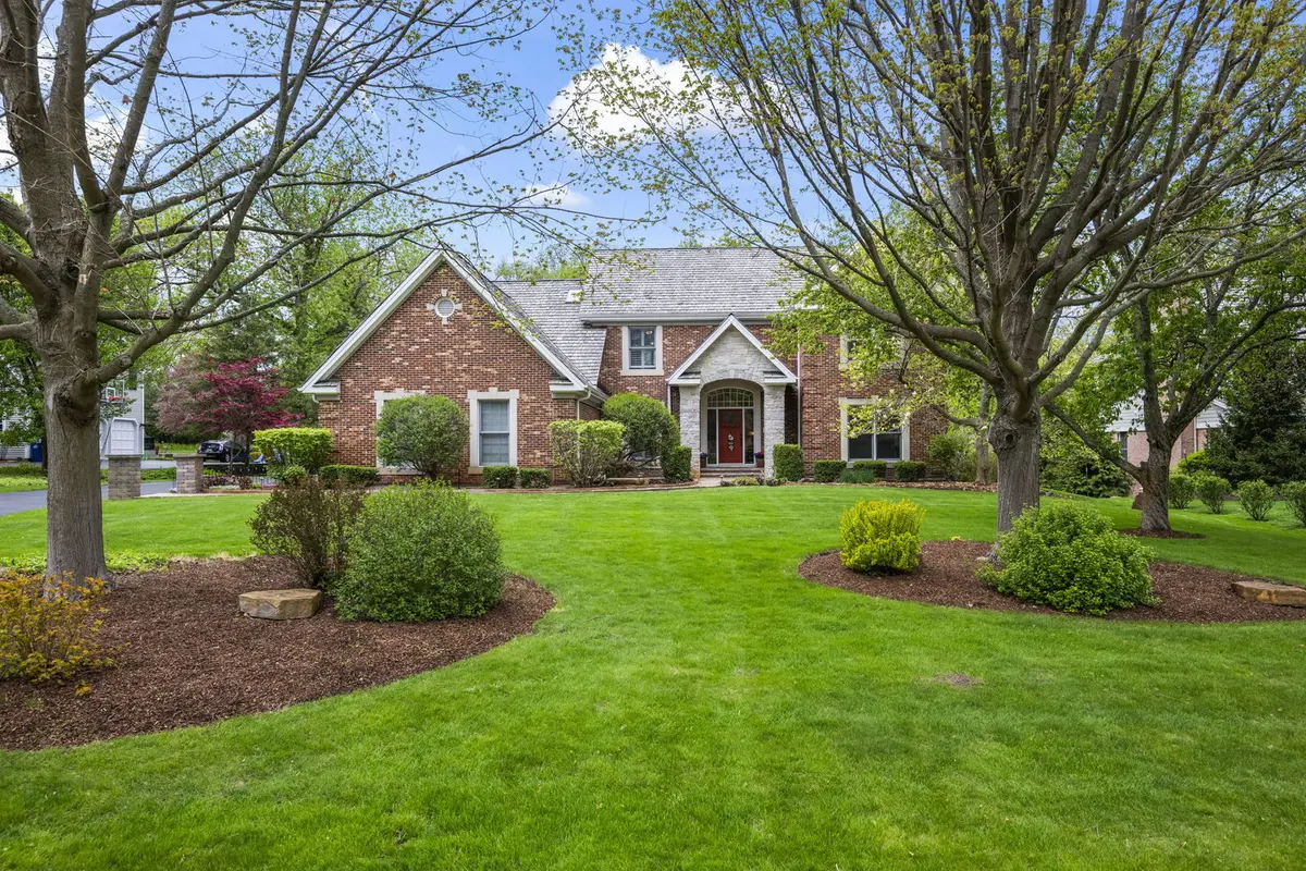 25568 N Countryside DR, Lake Barrington, IL 60010