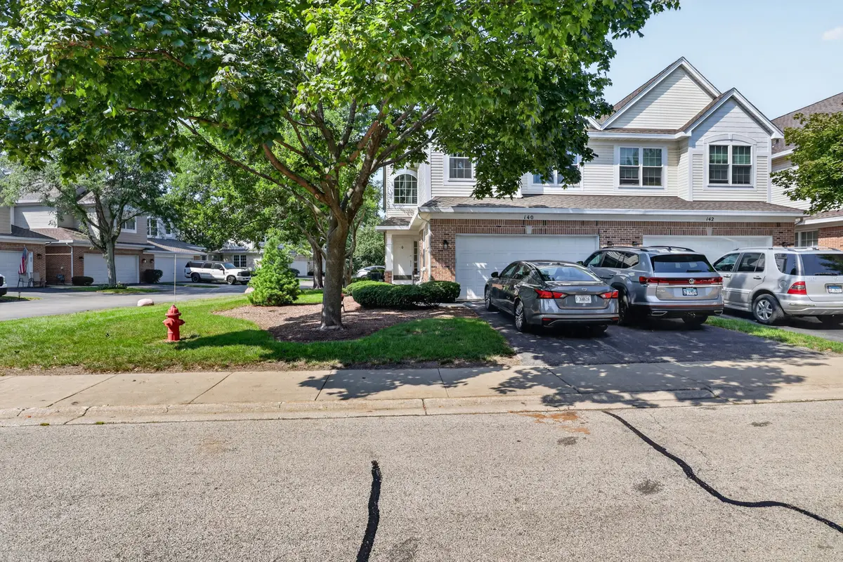 140 Bay DR, Itasca, IL 60143