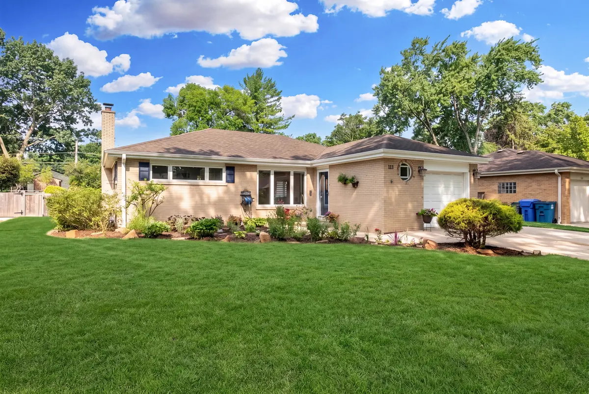 114 N Elm ST, Mount Prospect, IL 60056