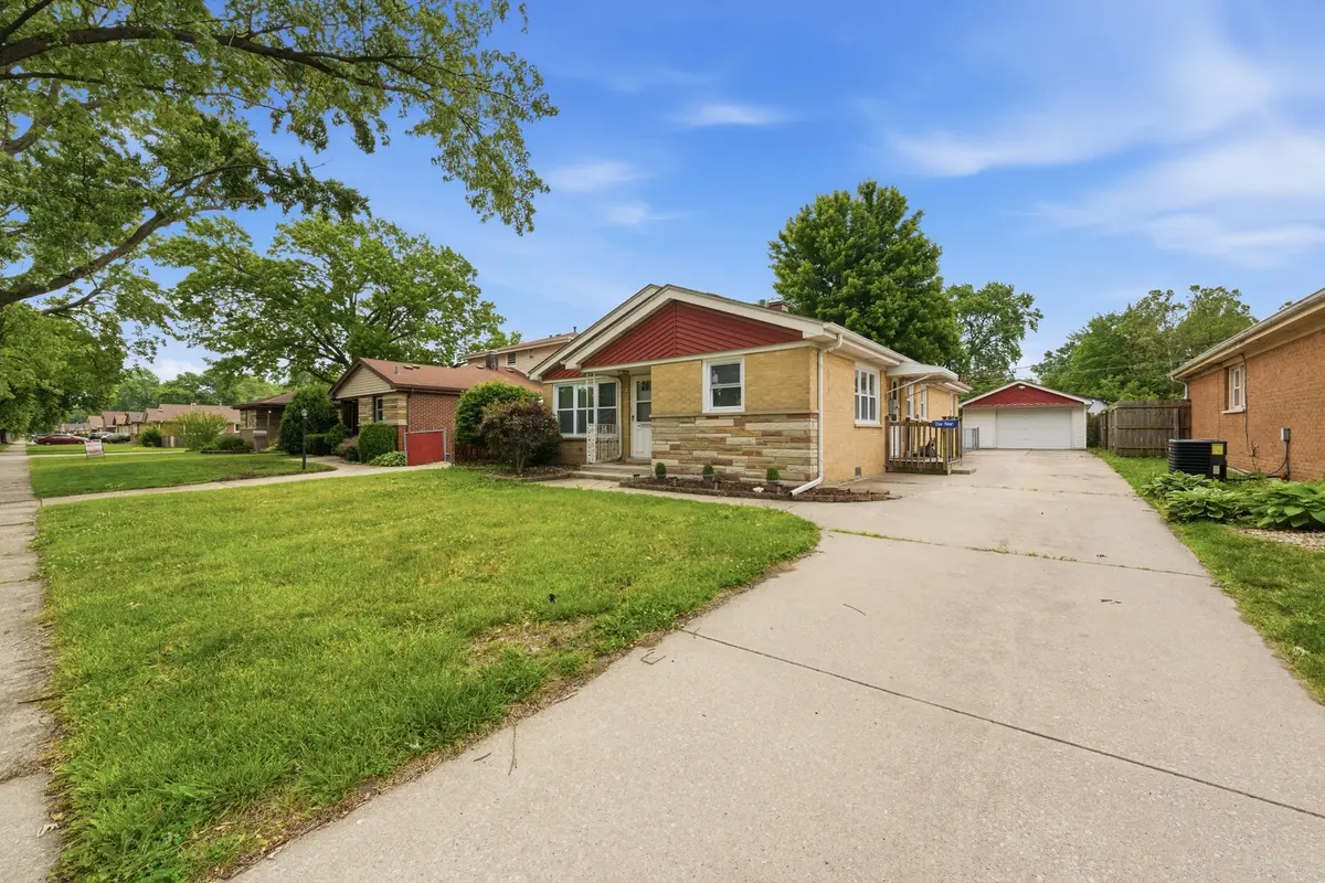 Address not disclosed, Midlothian, IL 60445