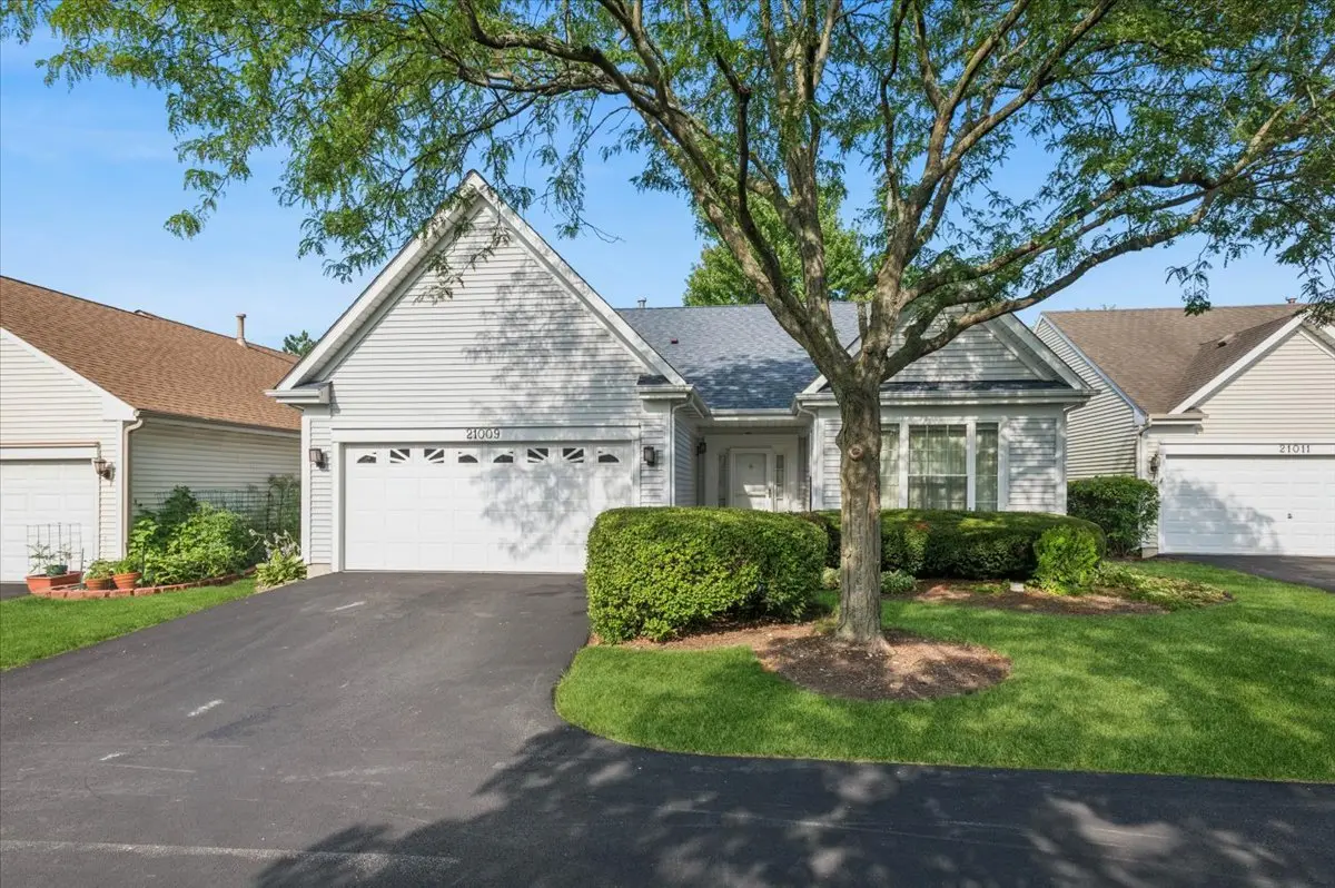 21009 W Torrey Pines CT, Plainfield, IL 60544
