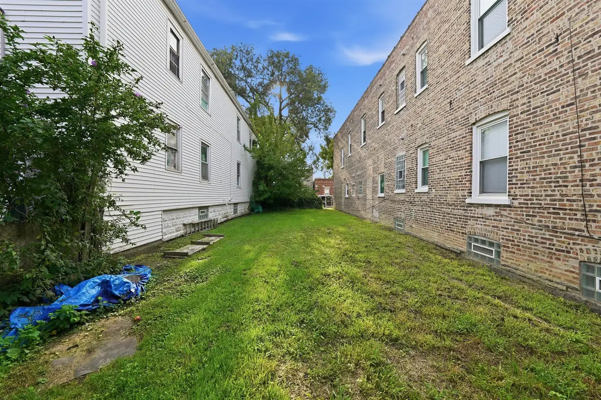 1303 S 51st AVE, Cicero, IL 60804