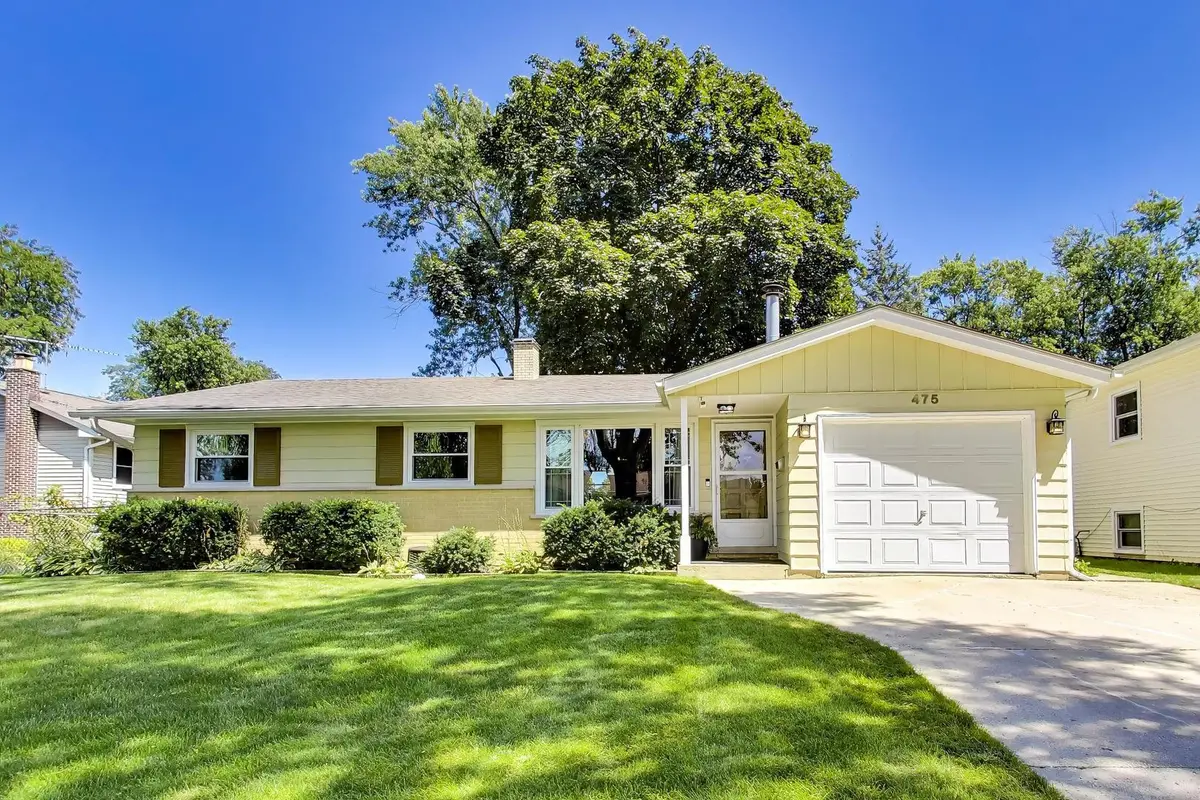 475 Patton DR, Buffalo Grove, IL 60089