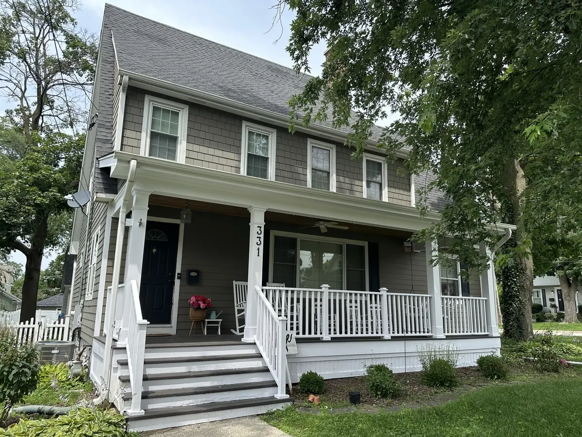 331 E Indiana ST, Wheaton, IL 60187