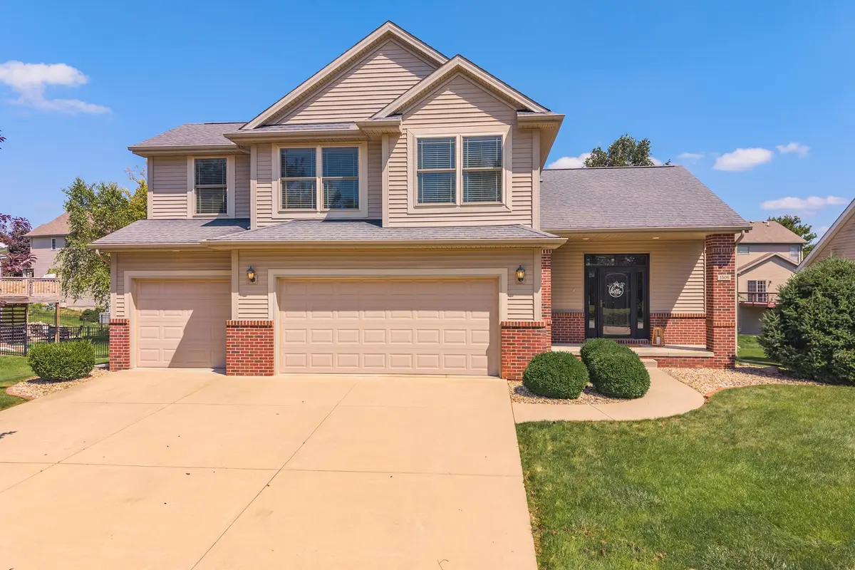 1506 Kell AVE, Bloomington, IL 61705