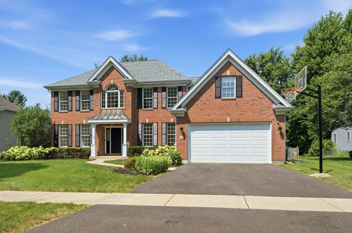 9 N Daniels DR, Batavia, IL 60510