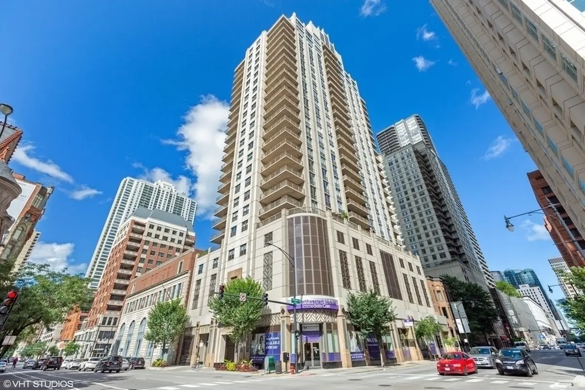 635 N Dearborn ST #2803, Chicago, IL 60654