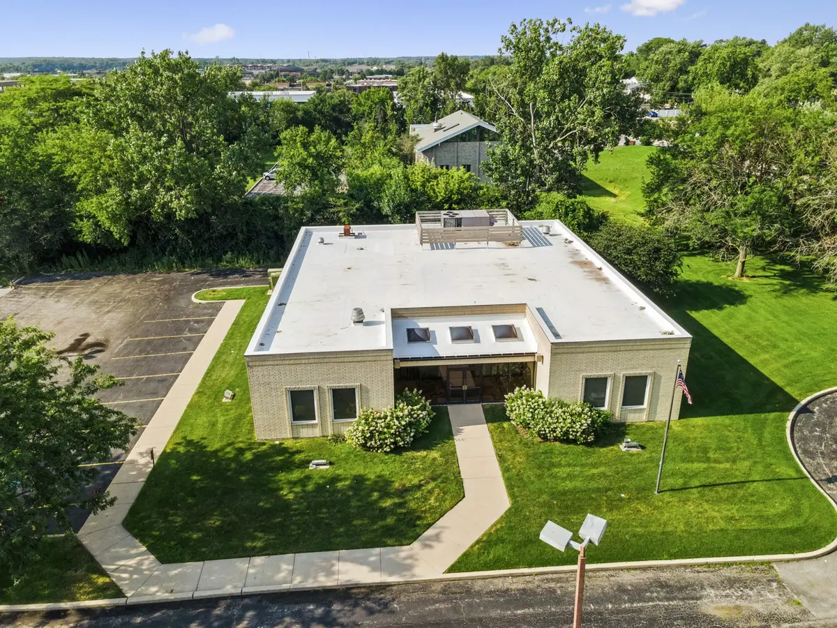 9410 Compubill DR, Orland Park, IL 60462