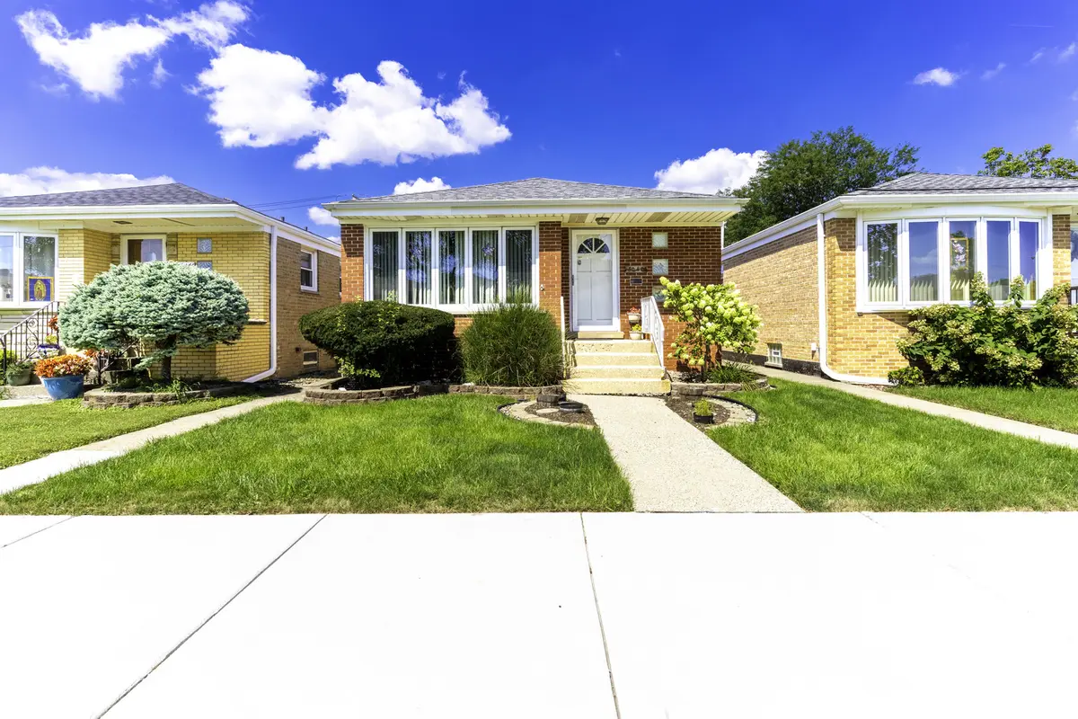 6040 W 59th ST, Chicago, IL 60638
