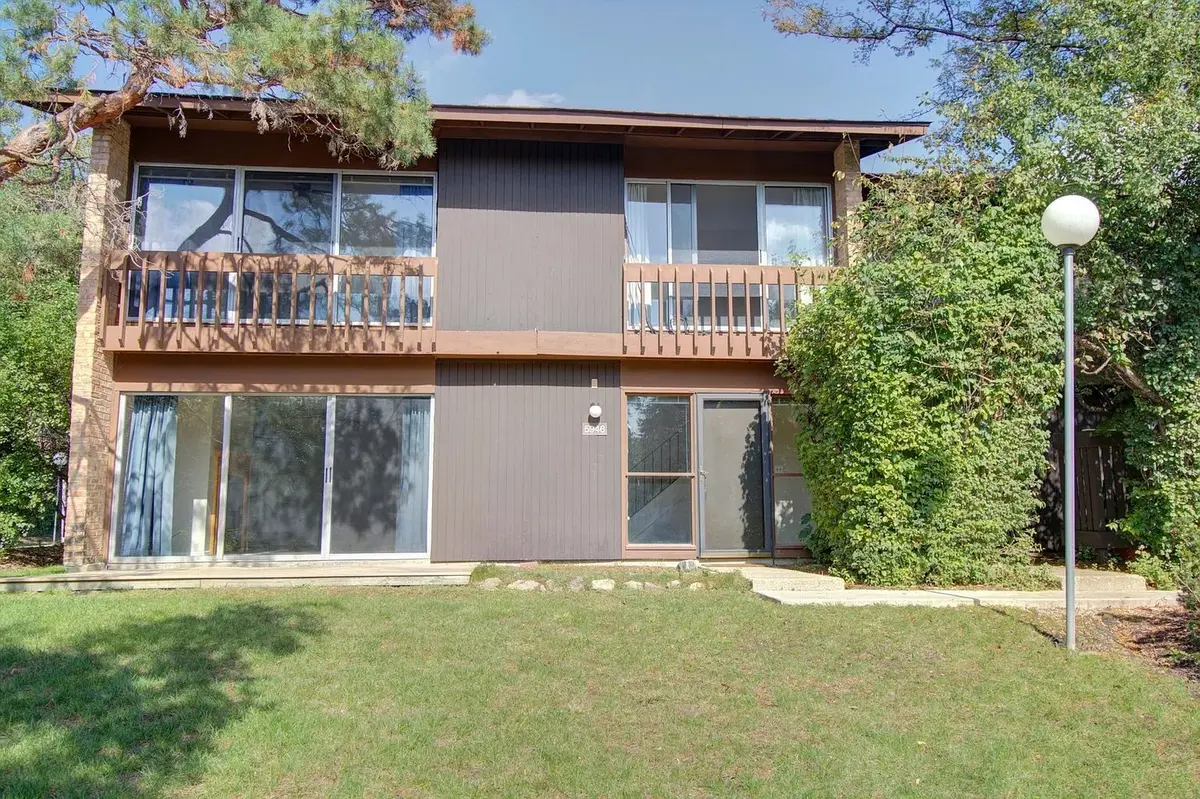 5946 GREENVIEW RD, Lisle, IL 60532