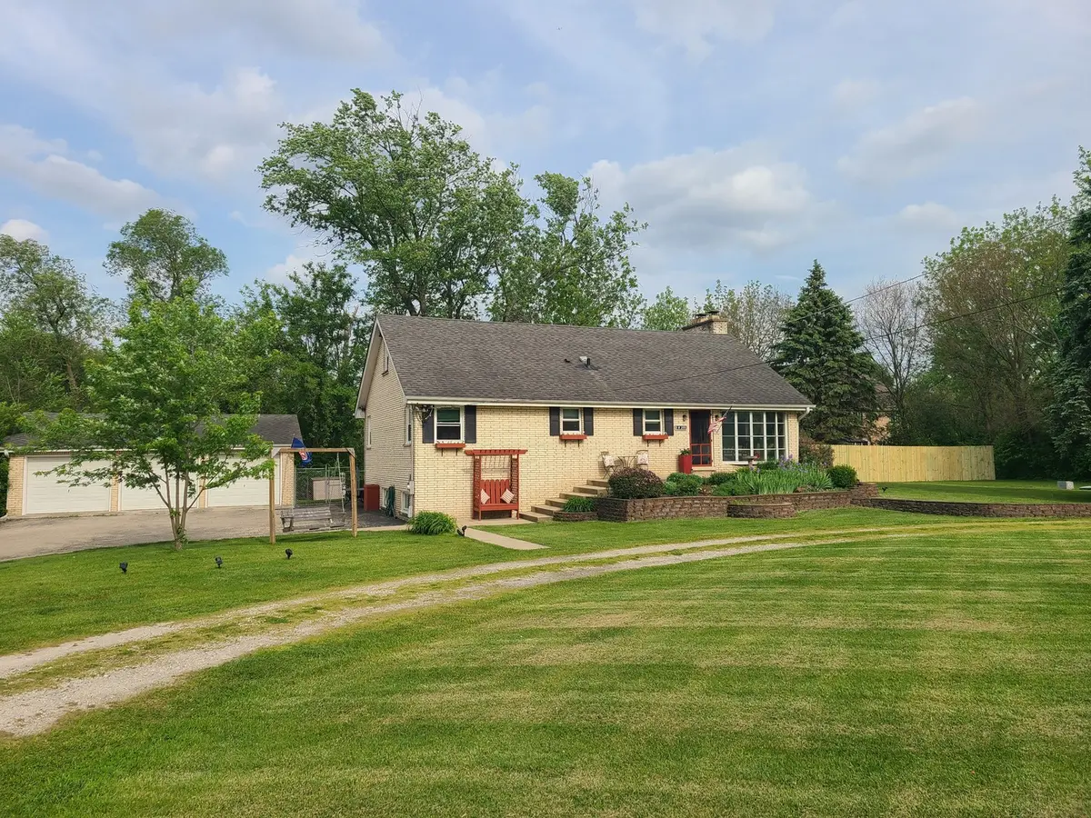 1N255 Prairie AVE, Glen Ellyn, IL 60137
