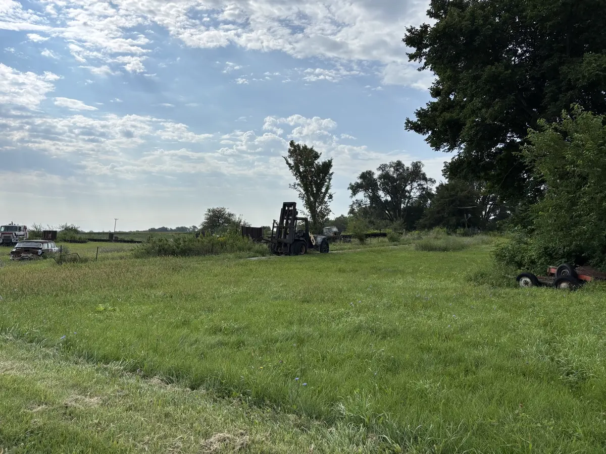 1635 E 1553 RD, Streator, IL 61364