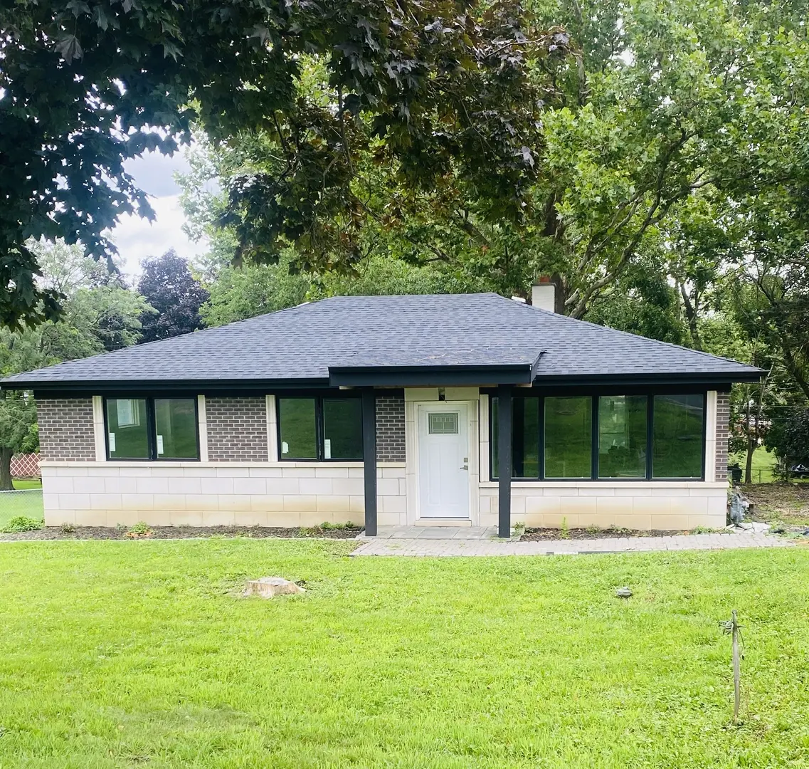 2N241 Amy AVE, Glen Ellyn, IL 60137