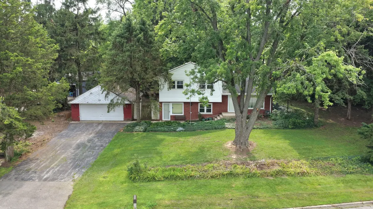 318 N Maple ST, Frankfort, IL 60423