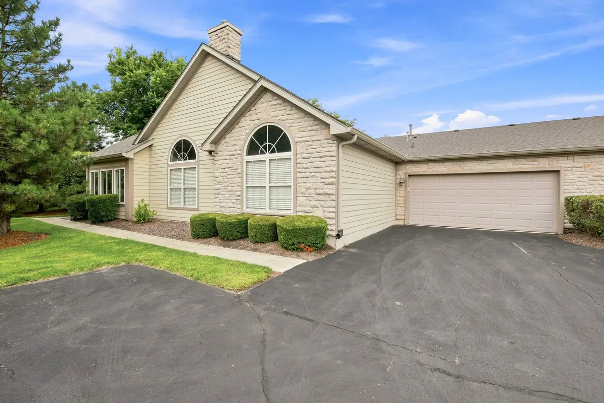 3335 Timbers Edge CIR, Joliet, IL 60431