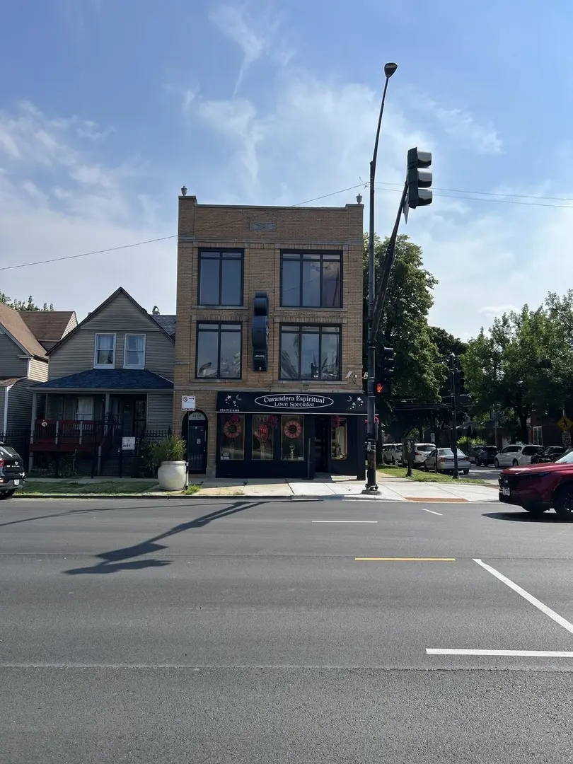 4159 W Fullerton AVE #3, Chicago, IL 60639