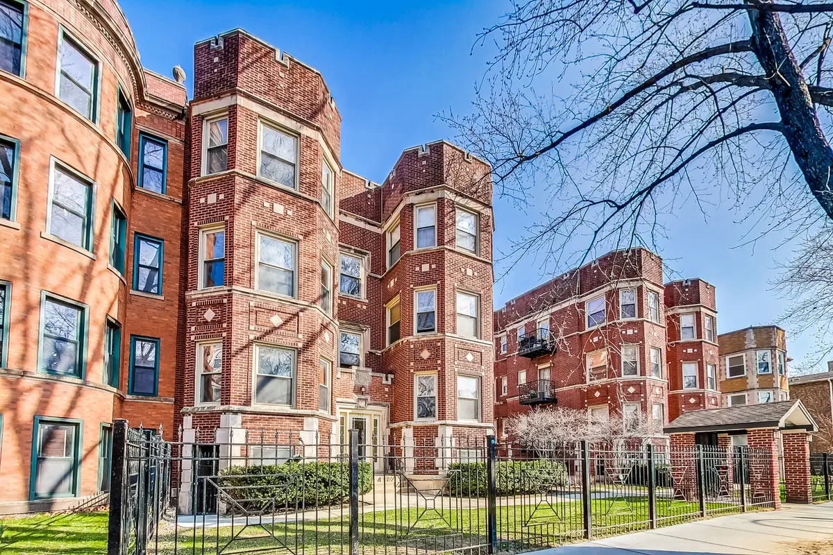 1340 W Greenleaf AVE #3G, Chicago, IL 60626