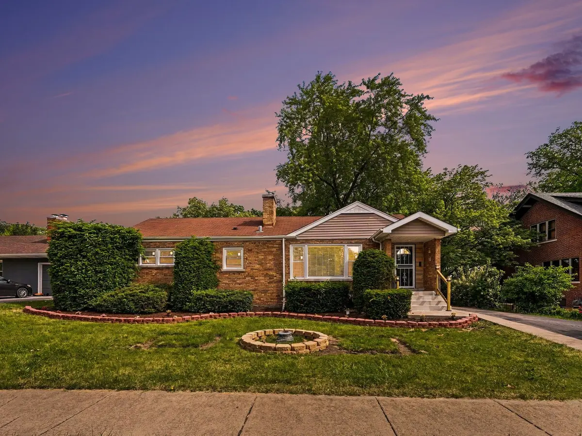 1650 Cedar RD, Homewood, IL 60430