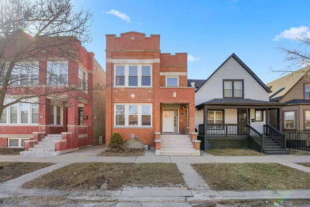 7532 S Champlain AVE #1ST, Chicago, IL 60619