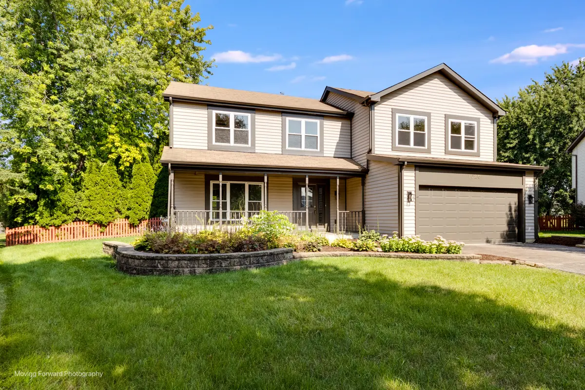 1020 Prairie View CT, Naperville, IL 60563