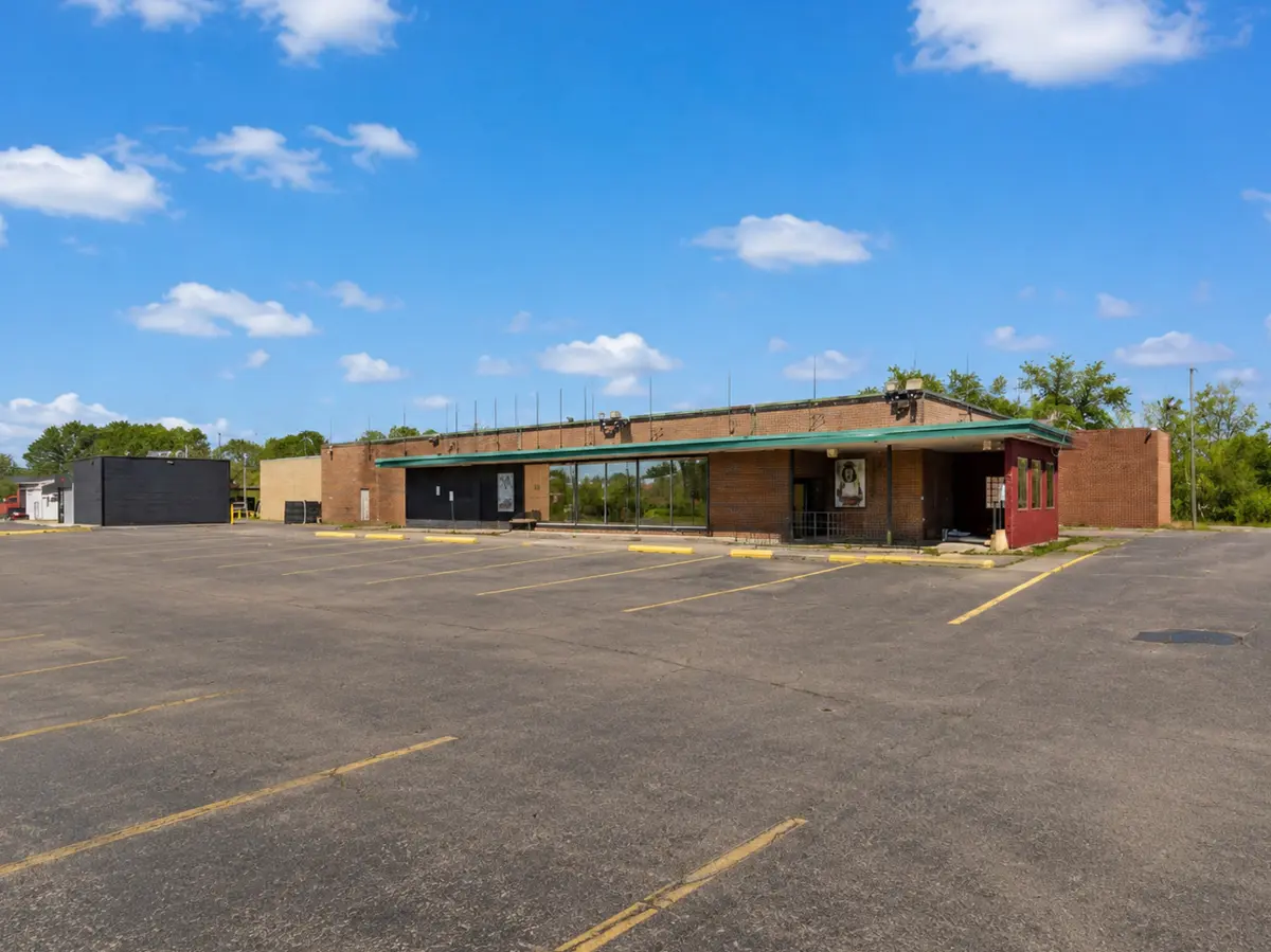 323 Central AVE, Lake Station, IN 46405