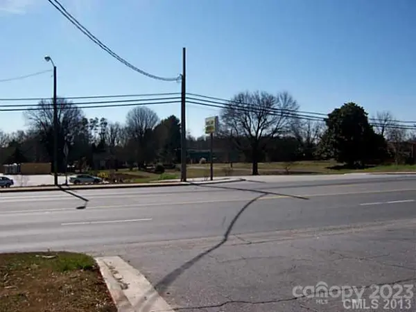 2650 E Main ST, Lincolnton, NC 28092