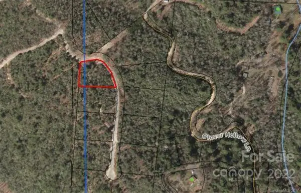 000 Emma Bri LN #F1, Hendersonville, NC 28739