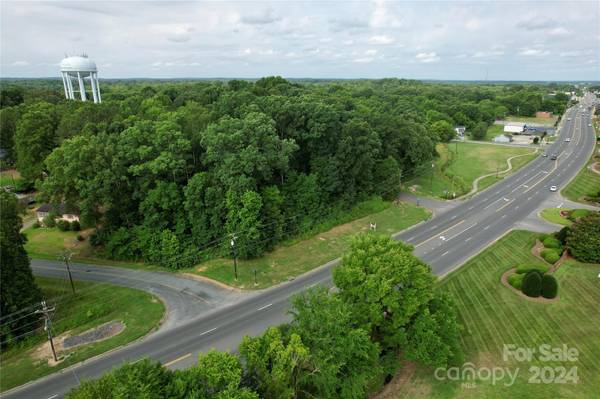 000 Hwy 74 HWY, Wingate, NC 28174